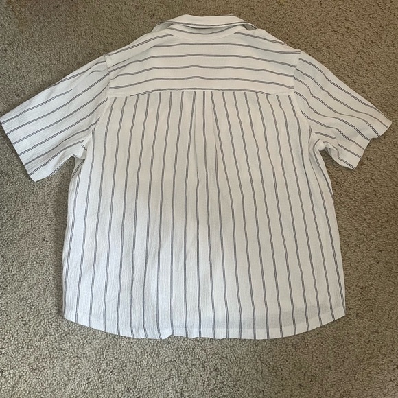 Calvin Klein button up - Picture 4 of 4